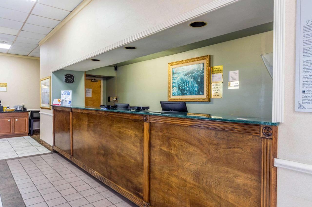 Econo Lodge Baton Rouge Prairieville Exterior photo