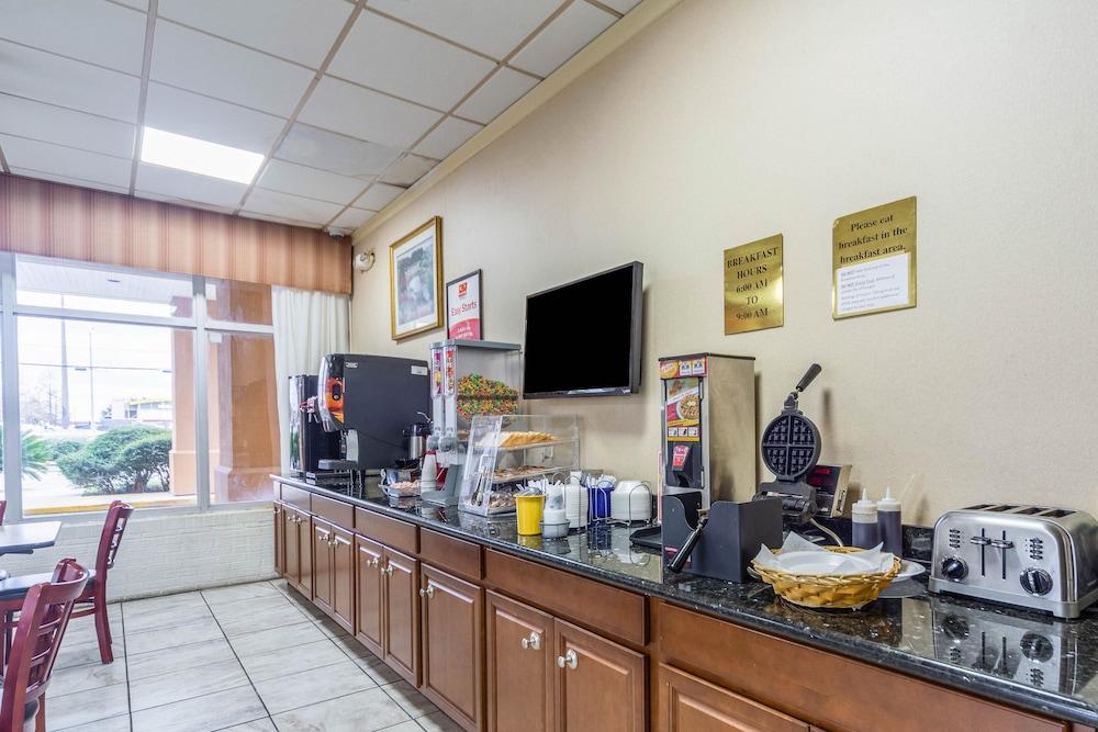 Econo Lodge Baton Rouge Prairieville Exterior photo